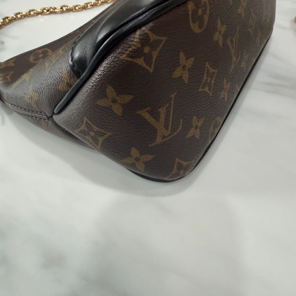 Louis Vuitton Boulogne Monogram Shoulder Bag w/Chain and Adjustable Black Strap - Picture 4 of 16